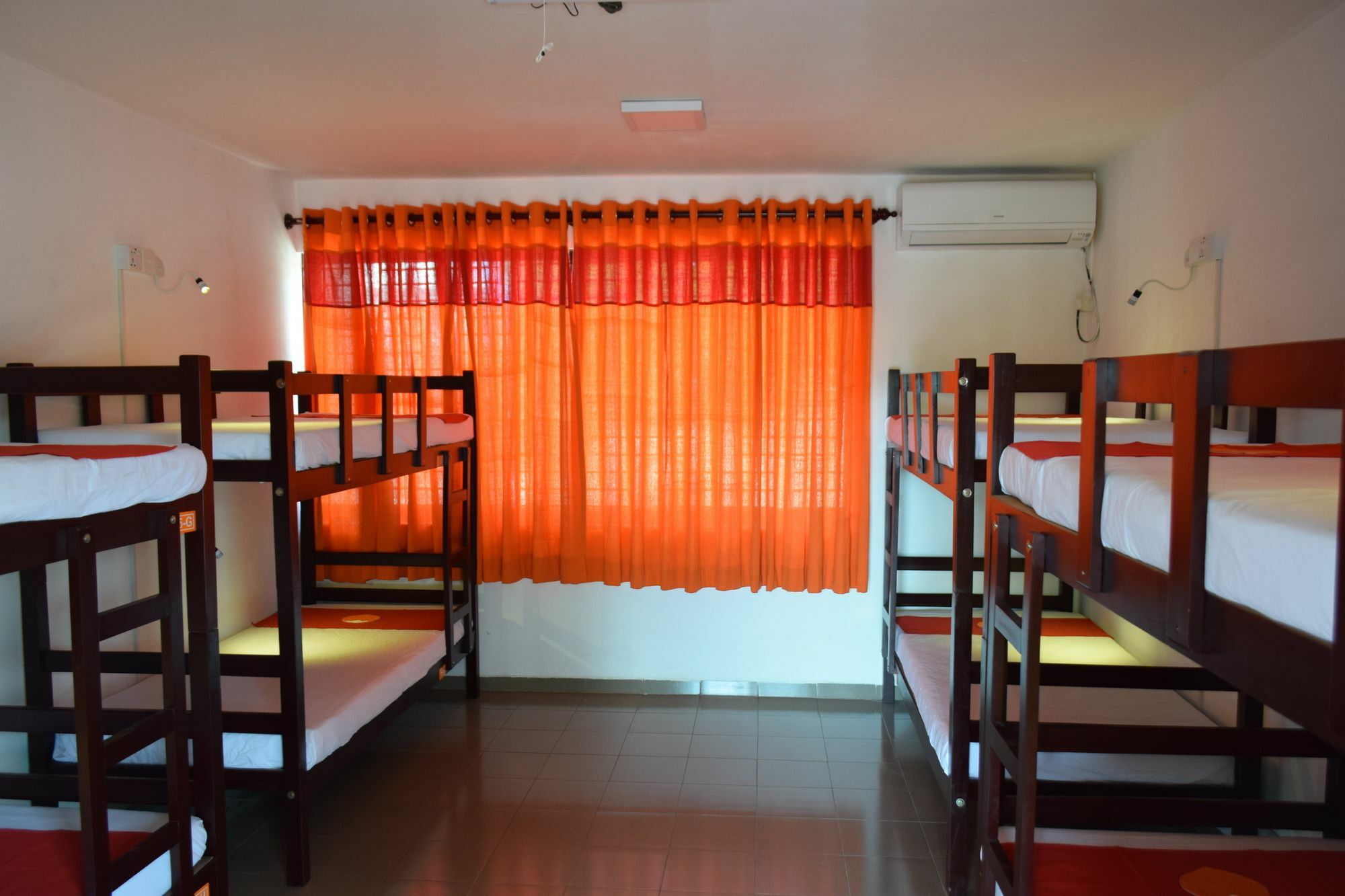 ธรรมบิลี ไอส์แลนด์ แอท สตับส์ Hotel โคลอมโบ ภายนอก รูปภาพ